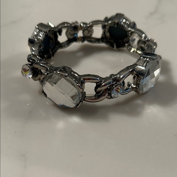 Jewelry - Elegant Silver Crystal Bracelet